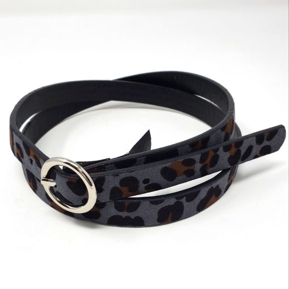 MNG MANGO SKINNY GREY ANIMAL CHEETAH PRINT BELT SILVER ROUND BUCKLE WOMEN MEDIUM - Picture 1 of 13